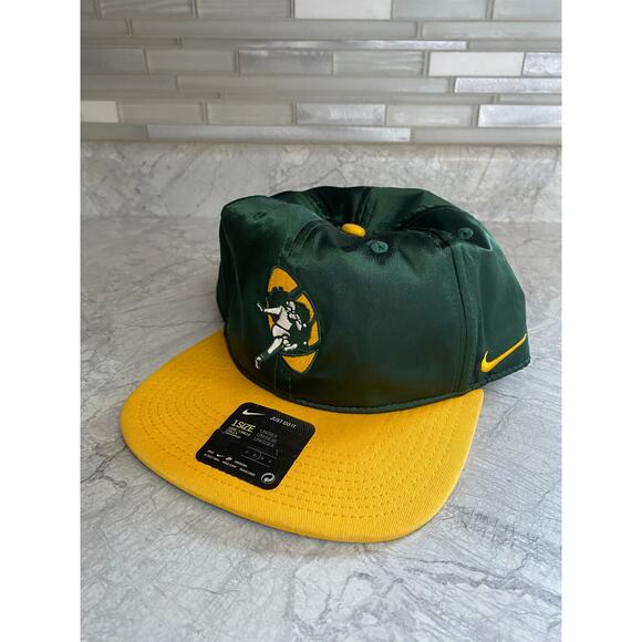 Green Bay Packers Retro Logo Nike 1 Size Snapback Hat - Picture 1 of 8